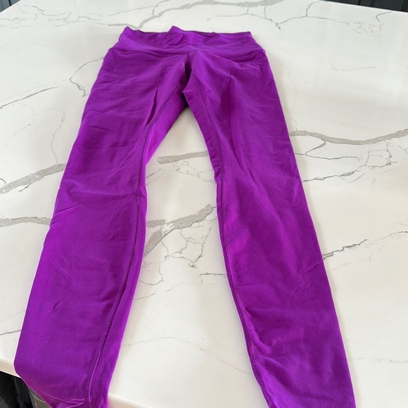 Lululemon. Purple leggings. EUC. - Picture 1 of 4